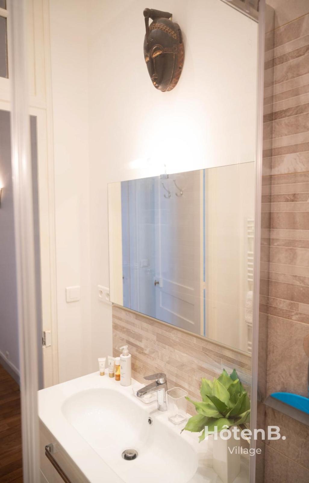 "Les Effrontes" Louis Blanc Charming Apartment Лимож Экстерьер фото