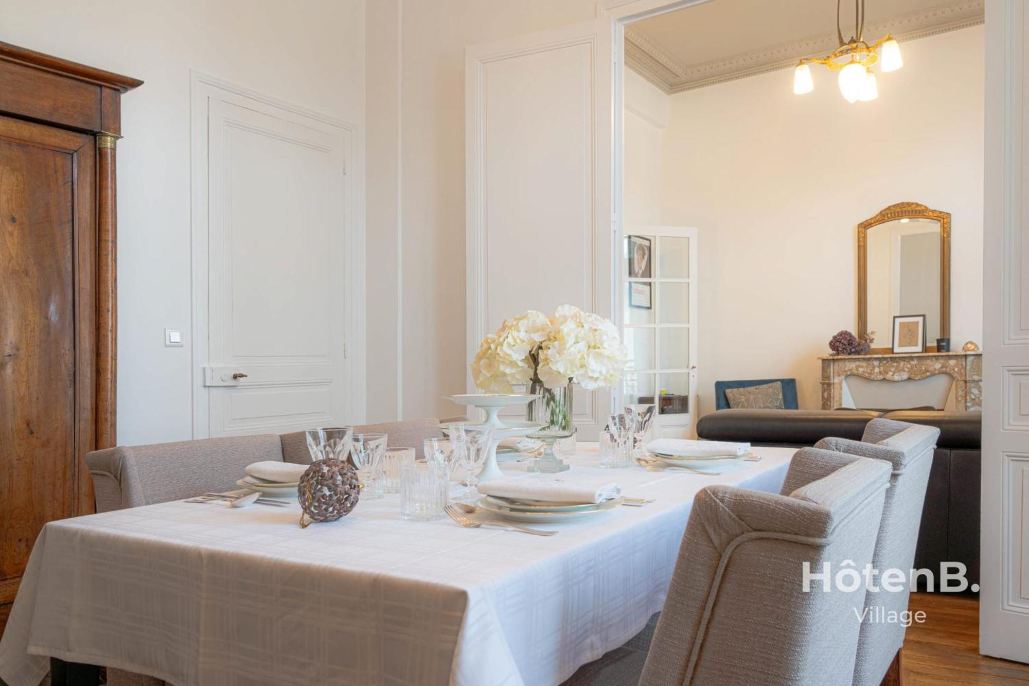 "Les Effrontes" Louis Blanc Charming Apartment Лимож Экстерьер фото
