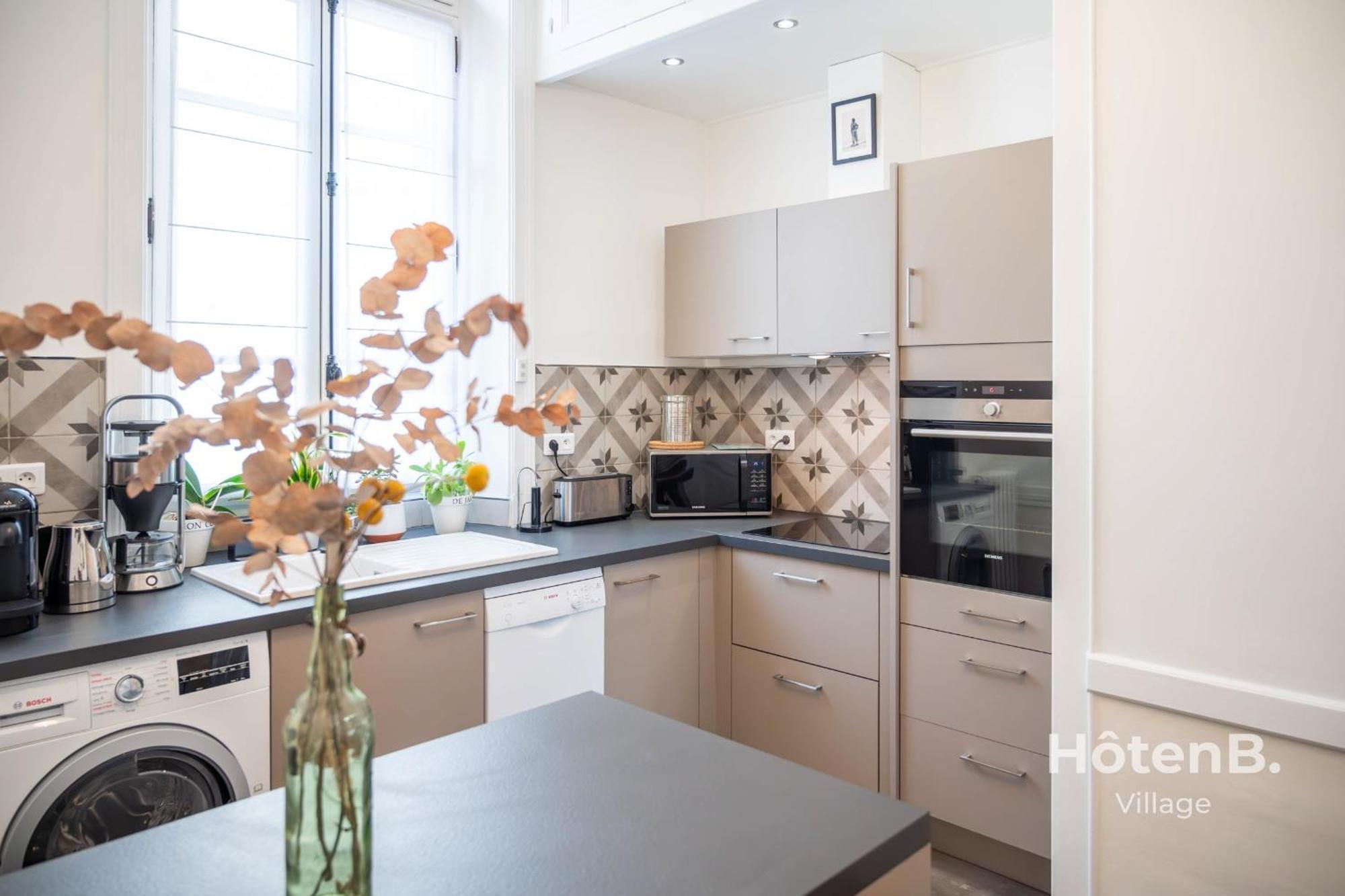"Les Effrontes" Louis Blanc Charming Apartment Лимож Экстерьер фото